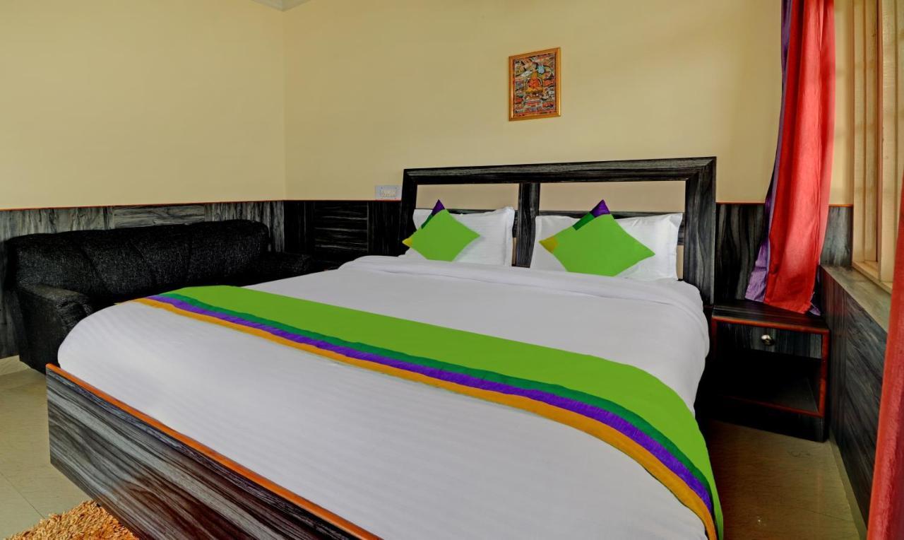 Sky Pie Hotel Дхарамсала Екстериор снимка