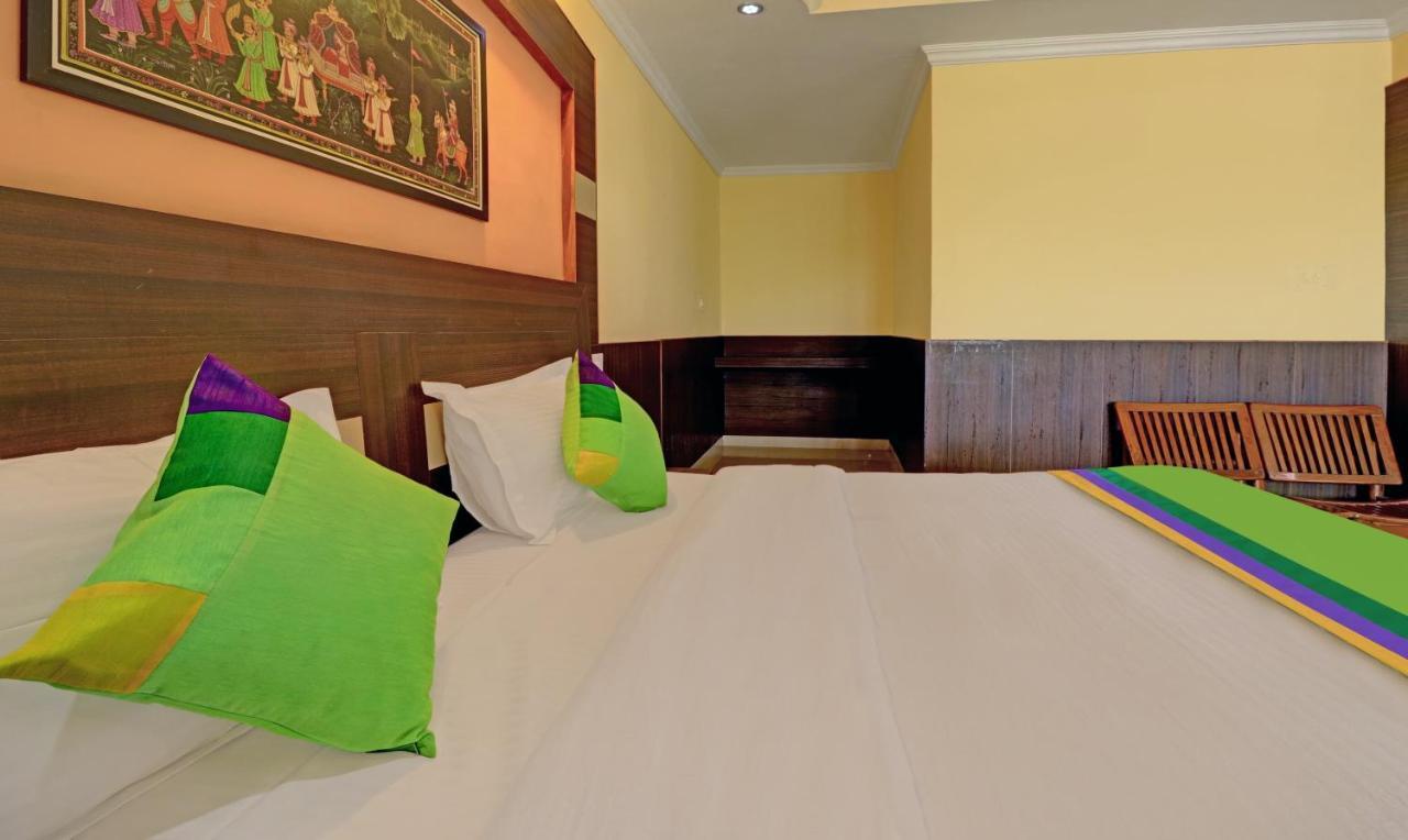 Sky Pie Hotel Дхарамсала Екстериор снимка