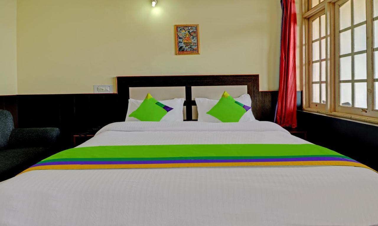 Sky Pie Hotel Дхарамсала Екстериор снимка
